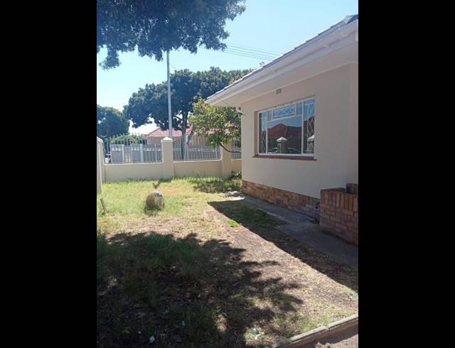 4 BEDROOM PROPERTY TO RENT IN GOODWOOD CENTRAL